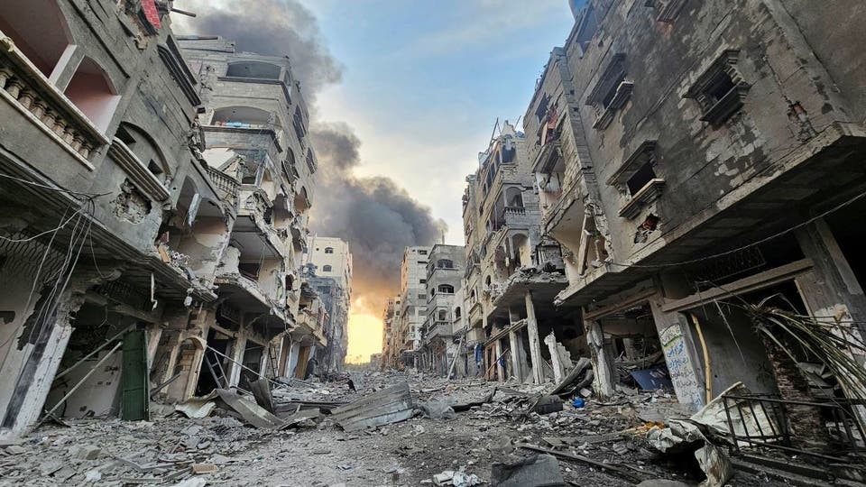 غارة إسرائيلية تستهدف المتحدث باسم حماس في غزة

