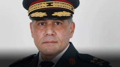  السيرة الذاتية للمدير العام للإدارة العضو في المجلس العسكري اللواء الركن محمد الأمين