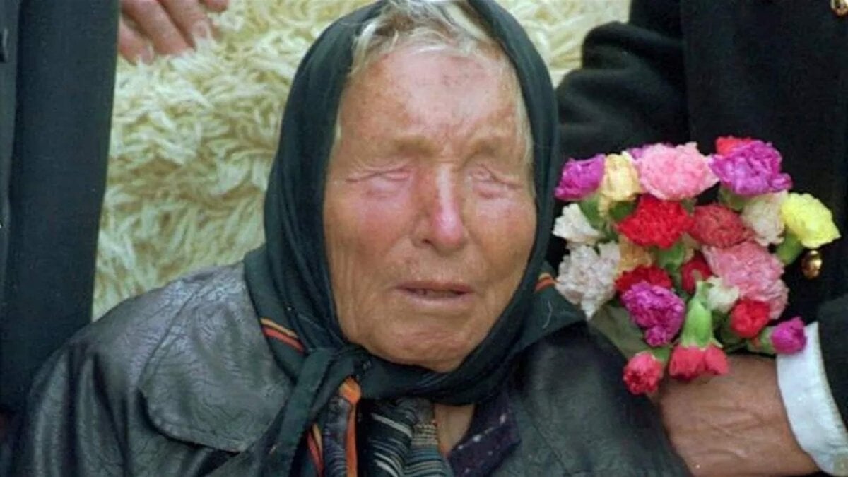 من جديد... توقعات "العرافة العمياء" لعام 2025!