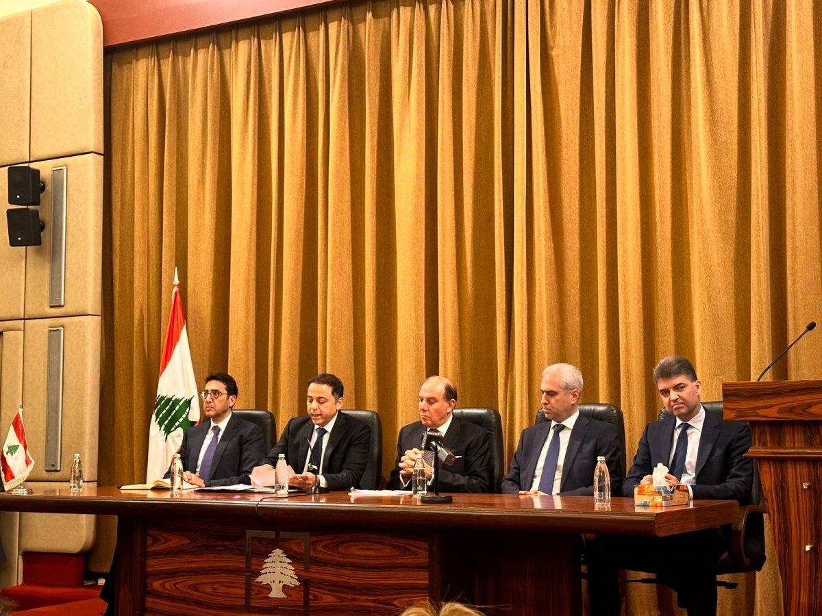 "بين الدمج أو سحب التراخيص"... سعيد يكشف عن خطة "المركزي" بشأن الودائع! (فيديو)