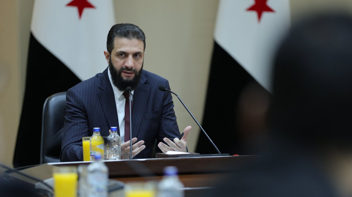 الشرع يترأس أول اجتماع لحكومته