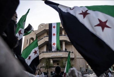 تغيير في هيكلة البعثات الدبلوماسية: سوريا تعيد سفيرَيْها من الرياض وموسكو
