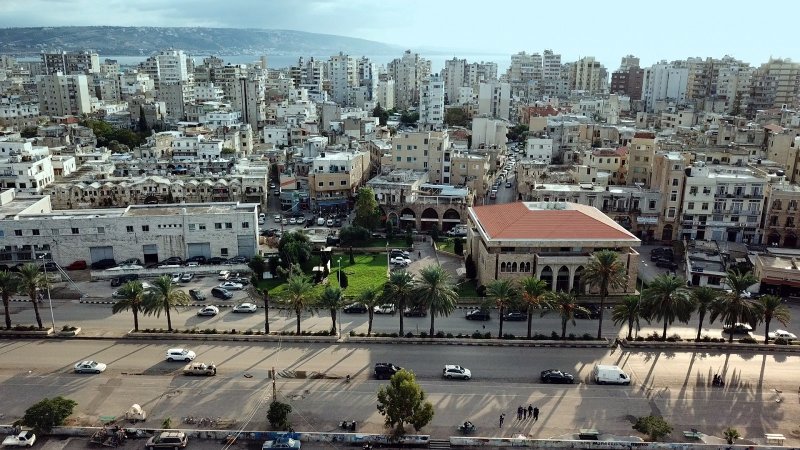 بعد حادثة أمس... مداهمة أمنية في الميناء توقف أحد المتورطين!