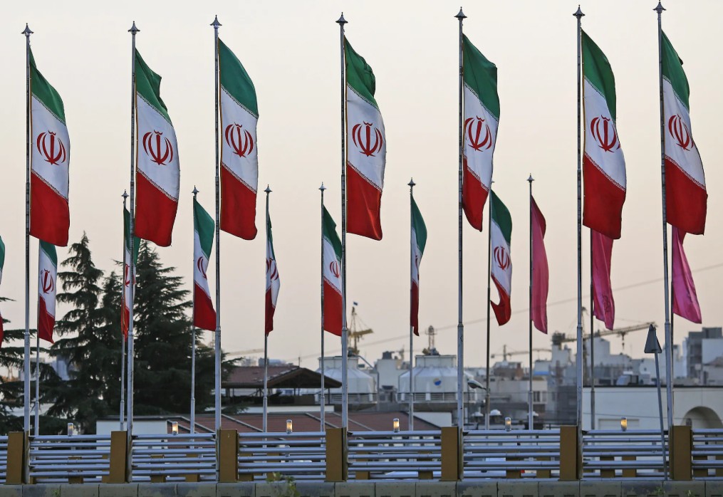 إيران تواصل انتظار رد واشنطن على دعوتها للمفاوضات المباشرة!