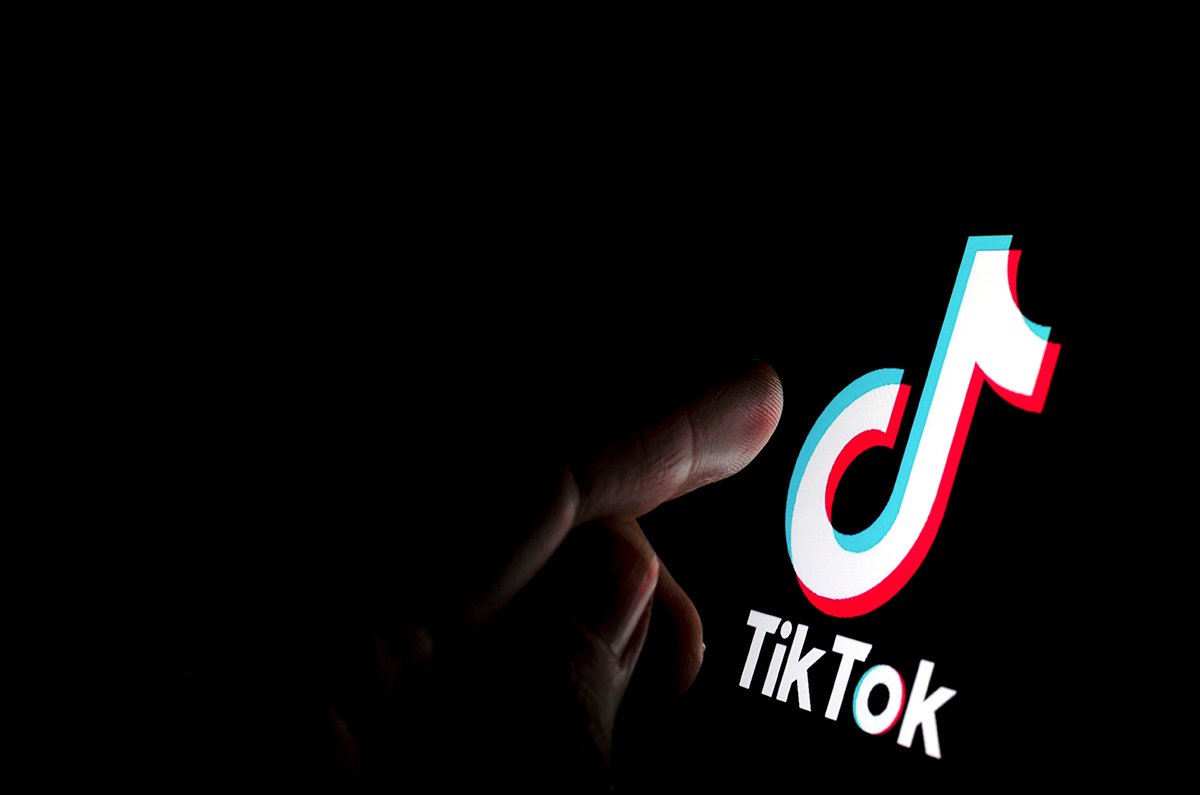 بشأن "تيك توك"... "رسوم ترامب" تعرقل الإتفاق مع الصين!