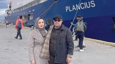 إقالة مساعد الرئيس الإيراني بسبب 