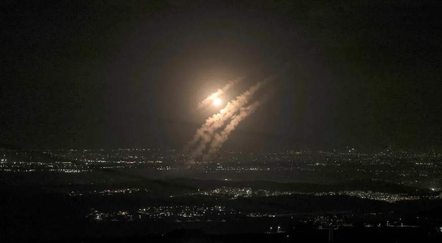 مسيرة حوثية تتجه نحو إسرائيل وتسقط بالأردن