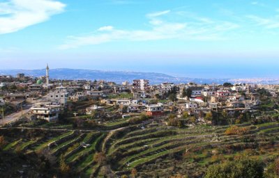 حجارة تنهي حياة 