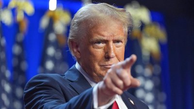 ساعات قبل الحوار النووي... ترامب يوجه إنذارًا أخيرًا لإيران