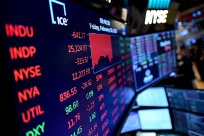 اتجاه إلى ركود إقتصادي عالمي وبطالة... خبير إقتصادي يدق ناقوس الخطر!