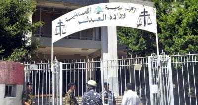 بشأن الاكتظاظ في السجون ومحكمة رومية: إجراءات من 