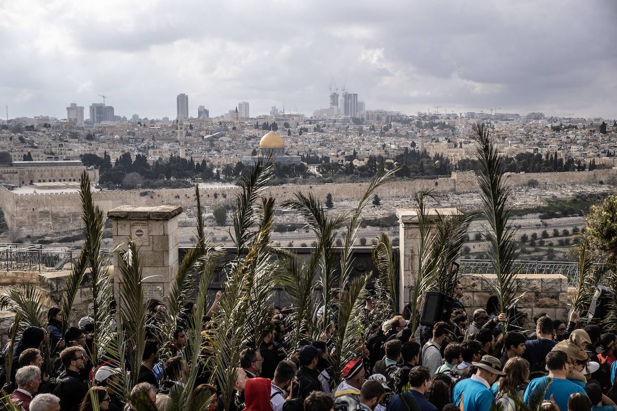 في أحد الشعانين... إسرائيل تقيّد وصول المسيحيين إلى القدس