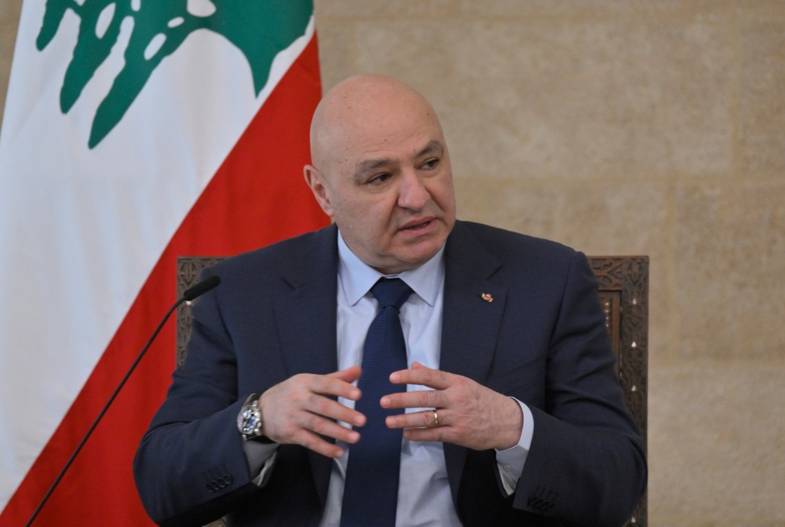 "الحزب ليس بوارده الحرب"... عون يكشف عن هدفه للعام 2025