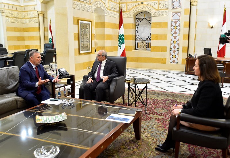 سلام يبحث مع البنك الدولي دعمًا لإعادة إعمار لبنان