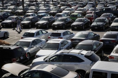 تأثير قرارات ترامب التجارية: أسعار السيارات تشهد ارتفاعًا غير مسبوق