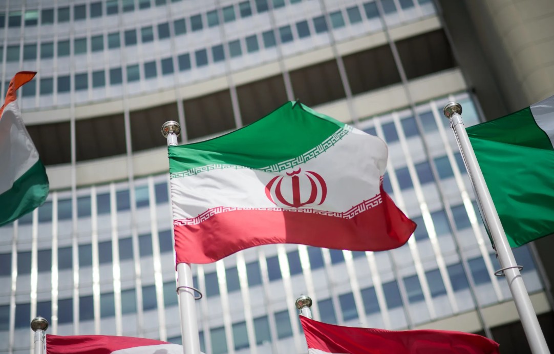 إيران تحذر: التوصل إلى اتفاق مع واشنطن لن يكون سهلاً رغم استعجالها