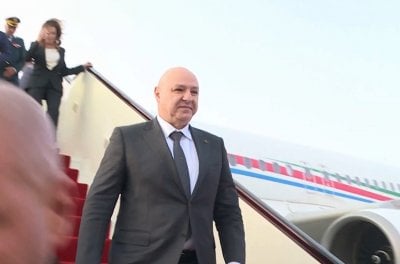 بالفيديو: لحظة وصول عون إلى الدوحة