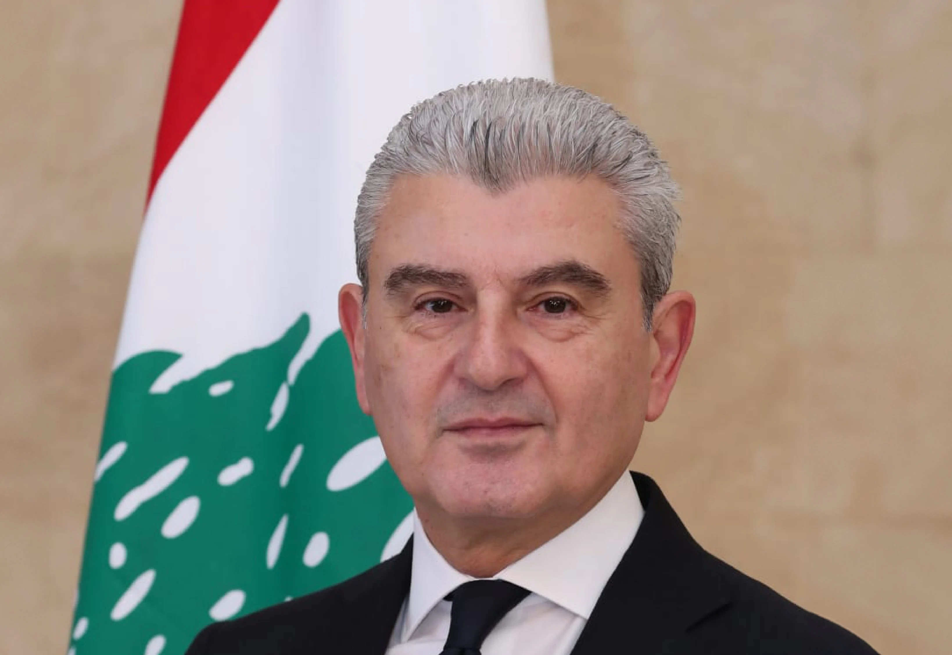 عيسى الخوري: طالبنا يتسليم السلاح خلال 6 اشهر
