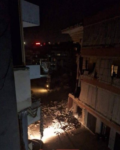 جراء تضرره خلال العدوان... بالصور: انهيار جزء من مبنى في النبطية