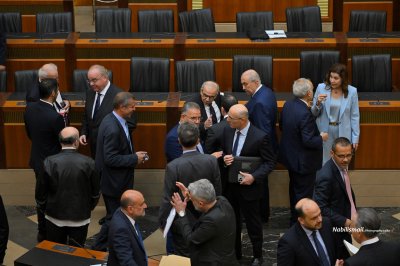 هيكلة القطاع العام: إصلاح “موجع”… هل تتجرأ الحكومة والبرلمان على تنفيذه قبل الانتخابات النيابية؟