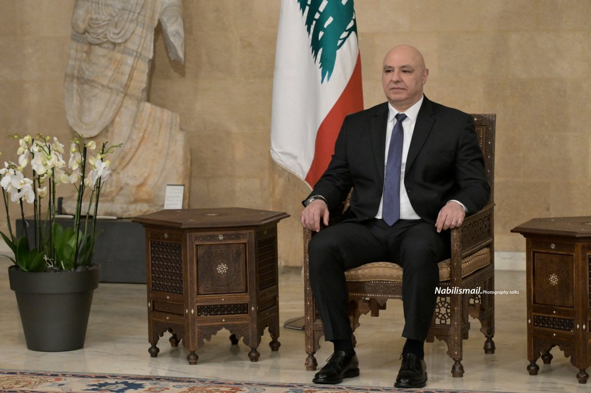 عون يستقبل نوابًا ووفودًا شعبية: الانتخابات محطة لتجديد الثقة بالوطن!