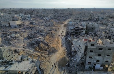 نموذج غزة أمامهم.. مبررات تسليم السلاح الفلسطيني 