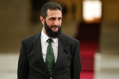 نظرة لبنانية حذرة تجاه أحمد الشرع