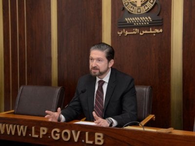 كرامي ينقلب على ريفي