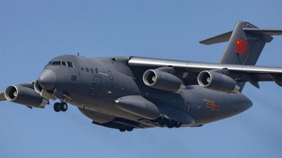 بيروت تستقبل أكبر طائرات الصين العسكرية: ما مهمة Xi’an Y-20؟ (فيديو)

