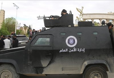 شحنة مدجّجة بالسلاح من لبنان الى سوريا: معلومات خطيرة عن مخطط التفخيخ والقنص وغرفة 