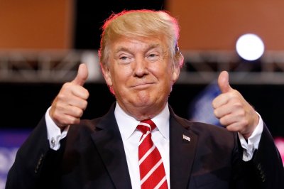 بين جبهتي التفاوض... ترامب يبدي تفاؤله!