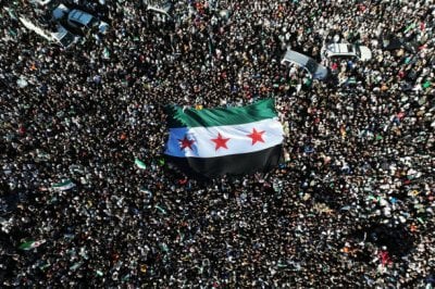 مظاهرات سورية رفضًا للعدوان الإسرائيلي على دمشق