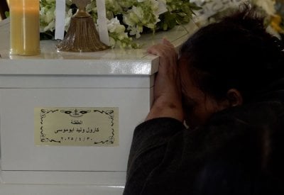 الطفلة الملاك كارول تختنق بـ