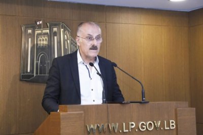 عبدالله: لتشجيع الصناعة المحلية والتخفيف من الاستيراد