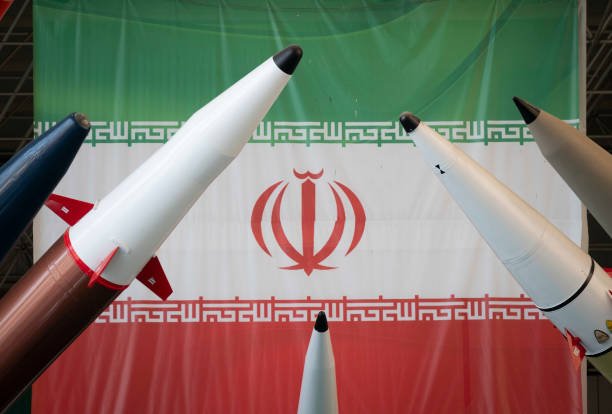 إيران تواصل دعم روسيا في حرب أوكرانيا عبر صواريخ جديدة