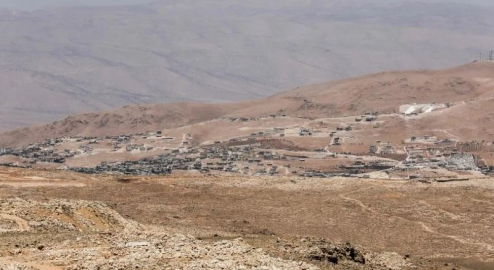 تفاصيل جديدة حول المقبرة الجماعية في عرسال!