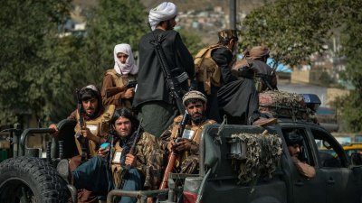 عزفهم الموسيقى أدى إلى اعتقالهم!