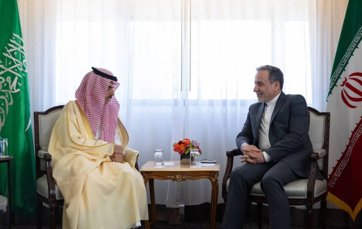 لدى وصوله الرياض... رسالة من عراقجي إلى السعودية
