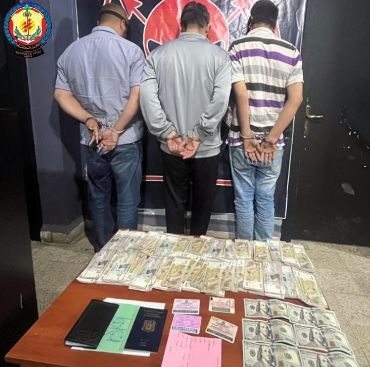 بتهم التهريب والتزوير... 