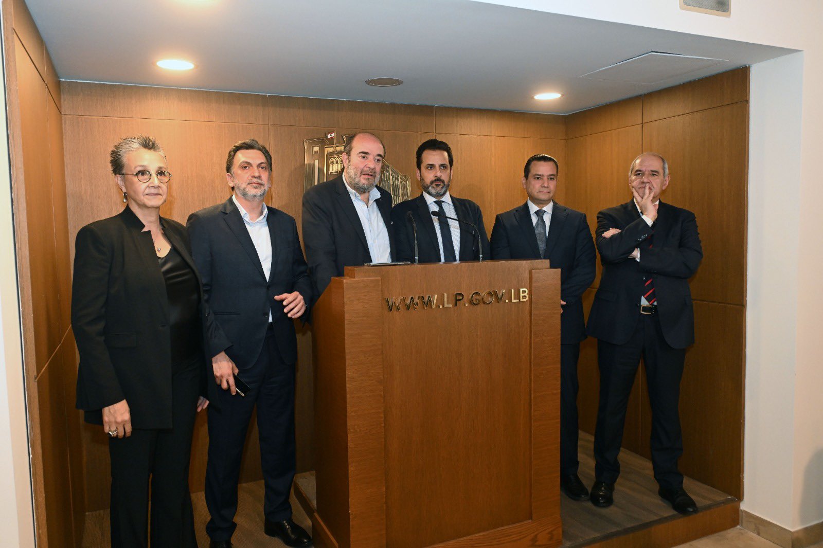 مقترح قانون يساوي بين المقيمين والمغتربين في الانتخابات!