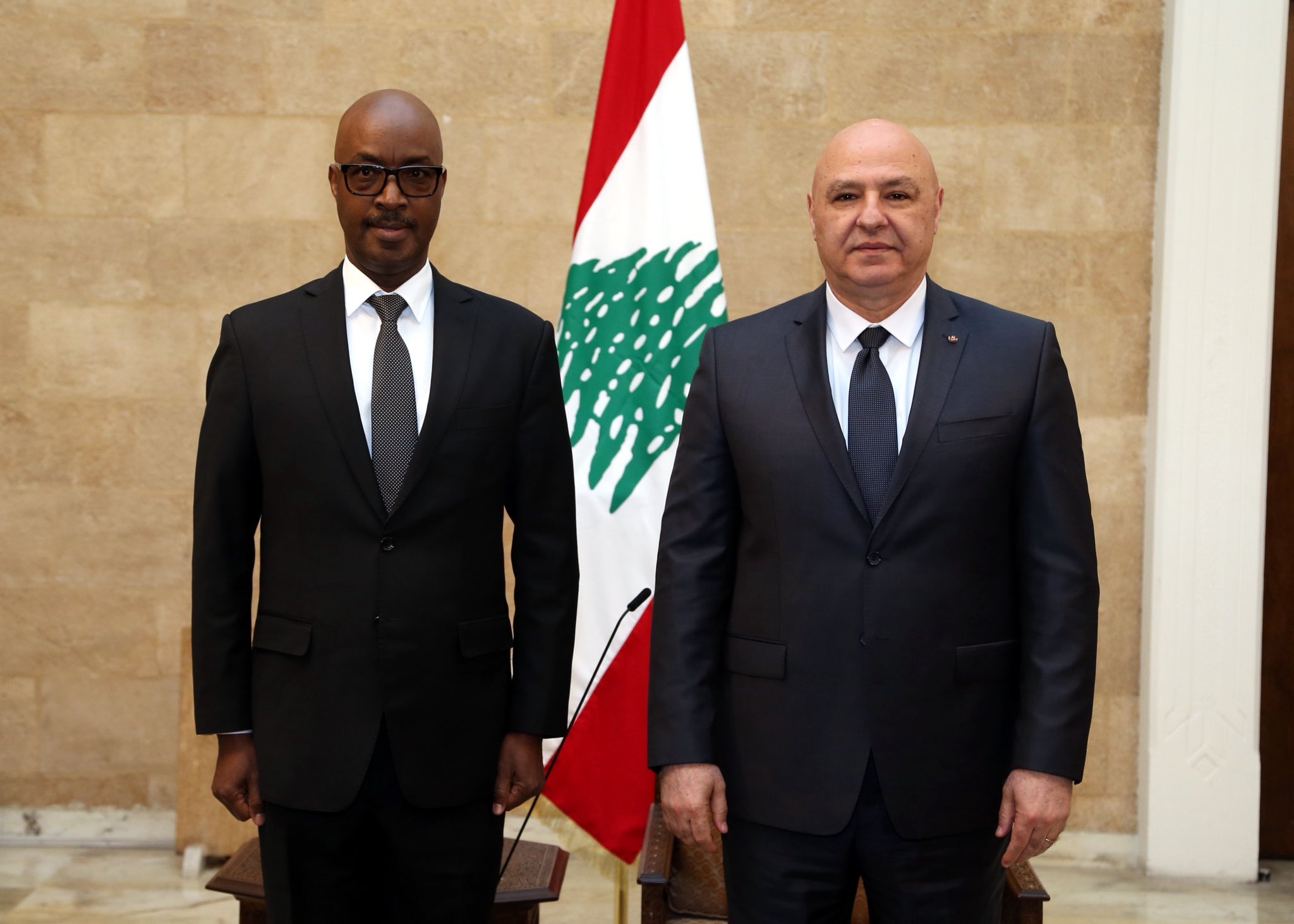 سفير رواندا Lt GEN KAYONGA CHARLES