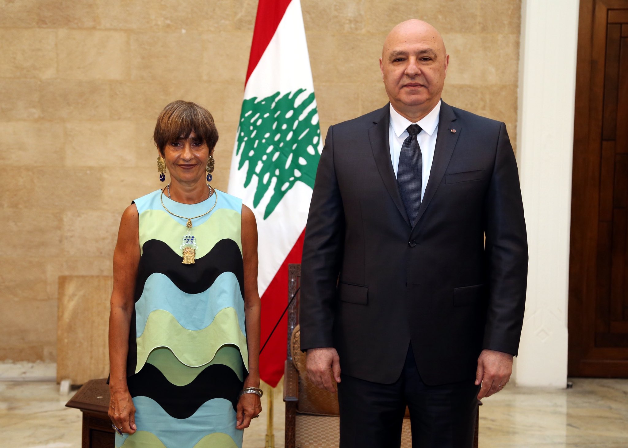 سفيرة الأرجنتين MARIA VIRGINIA RUIZ QUINTAR