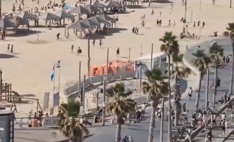 بعد اعتراض صاروخ يمني... هلعٌ في تل أبيب! (فيديو)