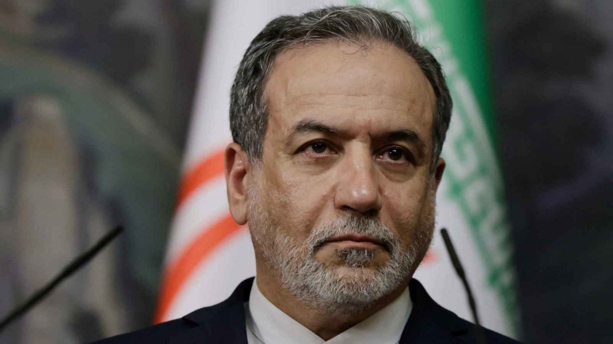 "لن نتراجع عن حقنا النووي"... عراقجي: نواصل المحادثات مع أميركا بـ"حسن نية"