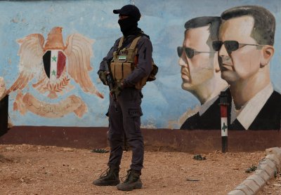 في ريف دمشق... القبض على 3 طيارين من 