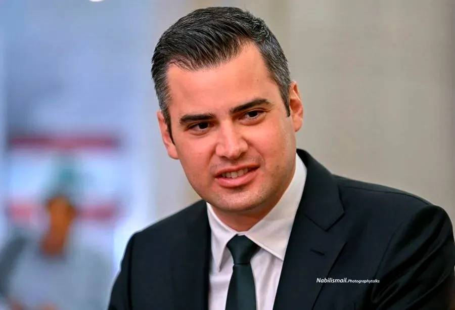 بعد فوزه الساحق... فرنجية يُبارك لمرشّحه رئاسة اتحاد بلديات زغرتا!
