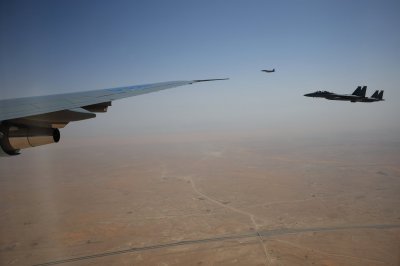 بالفيديو: مقاتلات سعودية رافقت طائرة ترامب في الأجواء