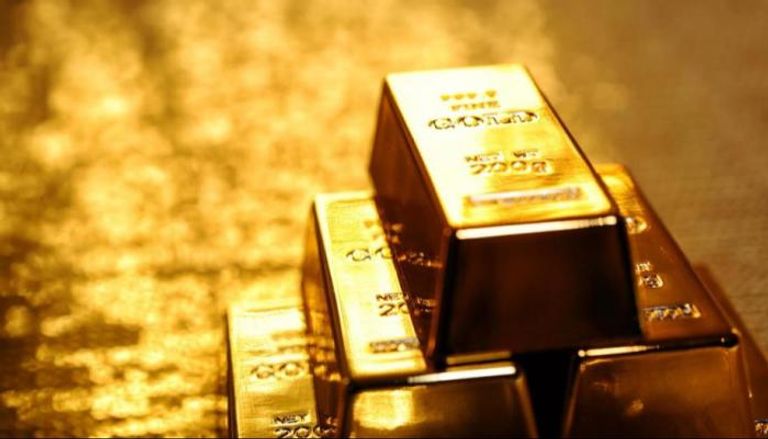 الذهب يتراجع الى أدنى مستوى له في أكثر من شهر 