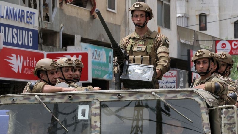 مداهمات أمنية في عرسال والشمال تنتهي بإيقاف 17 مطلوبًا وضبط أسلحة