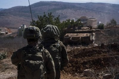 في الغارة على أرنون... إسرائيل تزعم استهداف أحد عناصر 